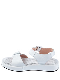 P140 150  Босоножки